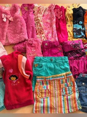 Y2K reseller assorted Colorful Clothing Lot - Bundle of 31 pieces 12M-8T